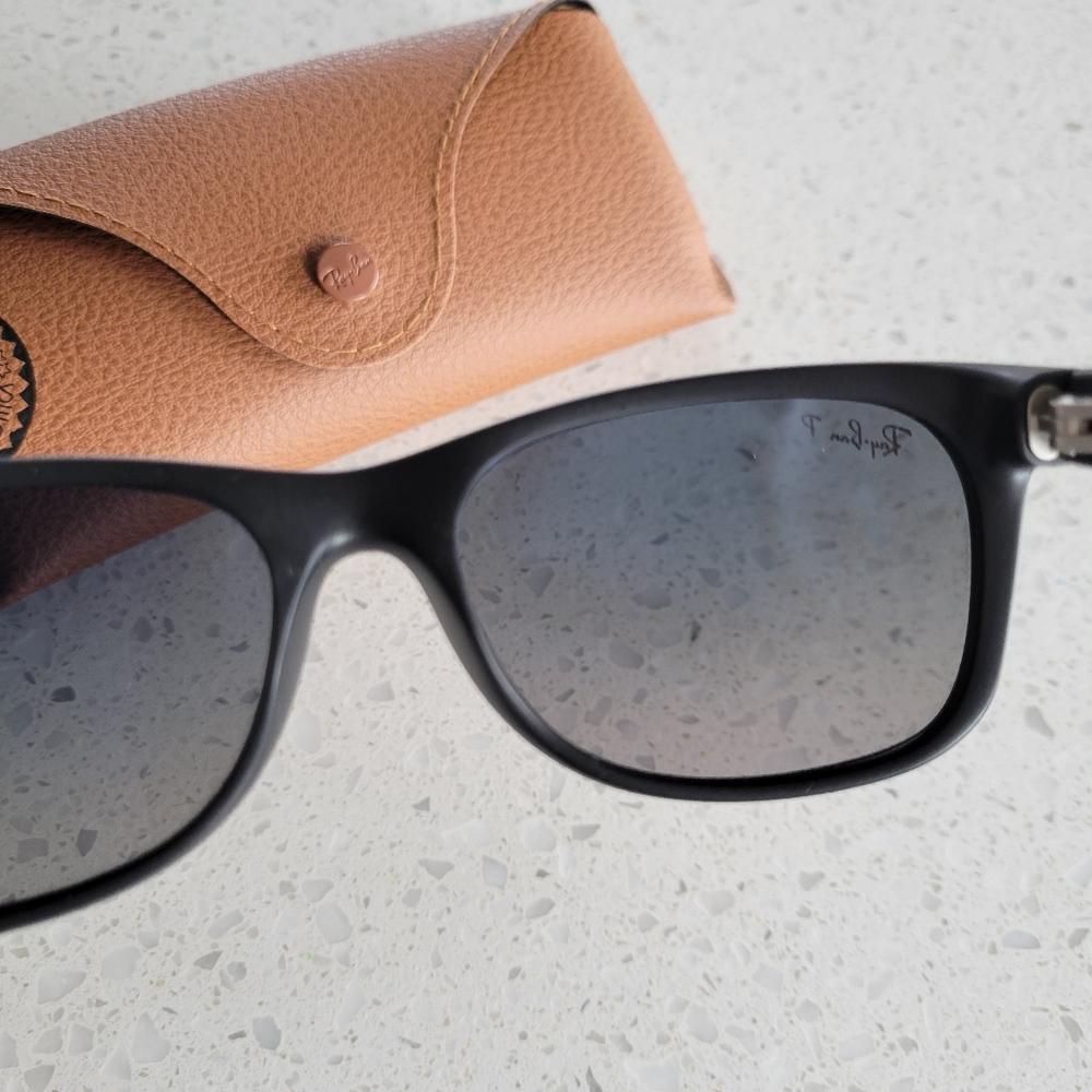 Ray-ban sunglasses - Picture 3 of 6